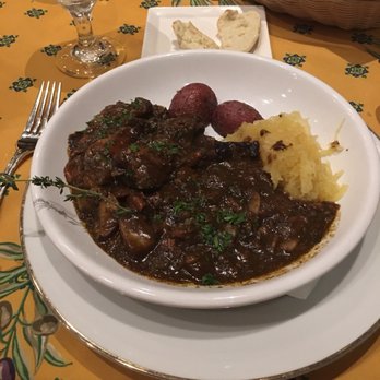 Bleu Rendezvous French Bistro signature dishes Beef Bourguignon
Escargot
Duck Confit